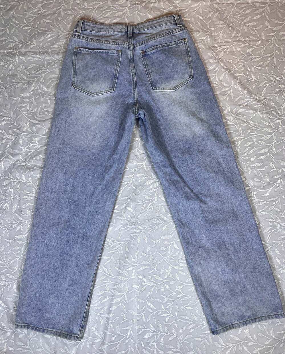 Cali 1850 Floral Embroidered Denim Jeans - Picture 9 of 9